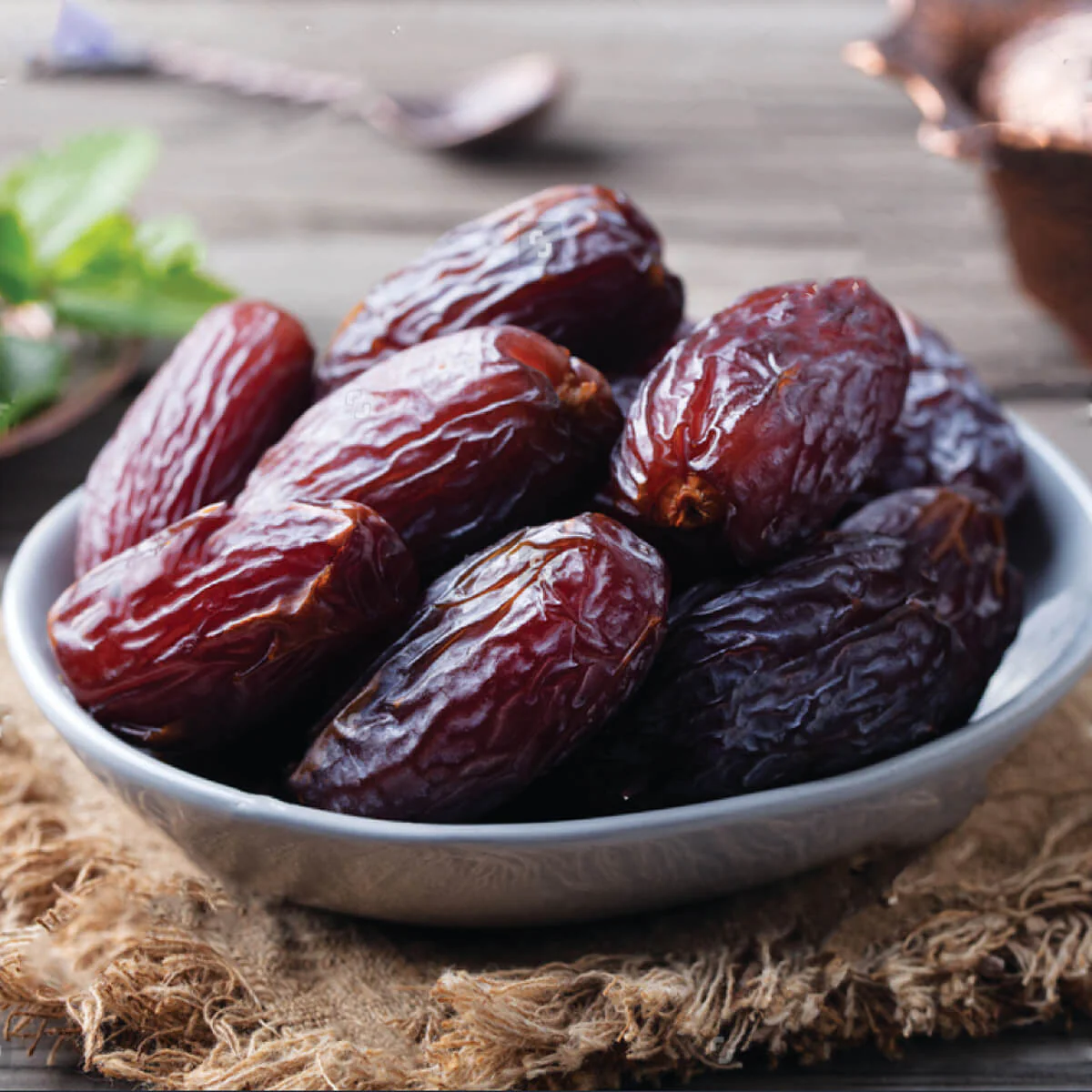 The Sweet Benefits of Dates: A Tiny Fruit with Big Health Rewards