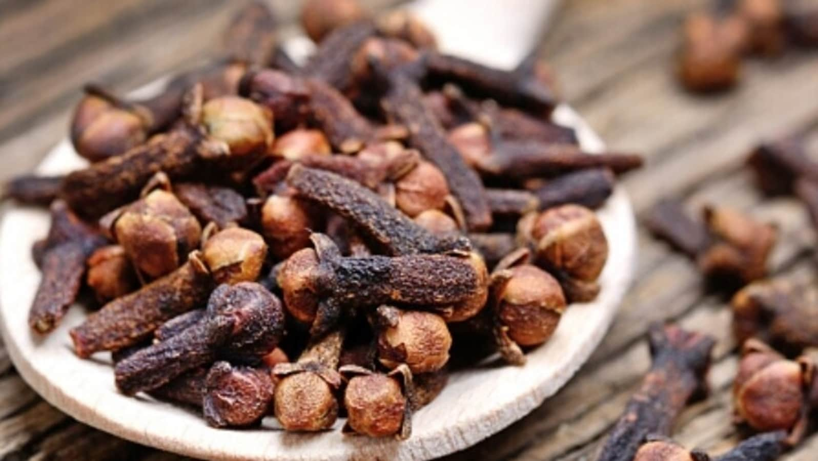 Discover the Healing Power of Boiled Cloves: A Simple, Natural Remedy