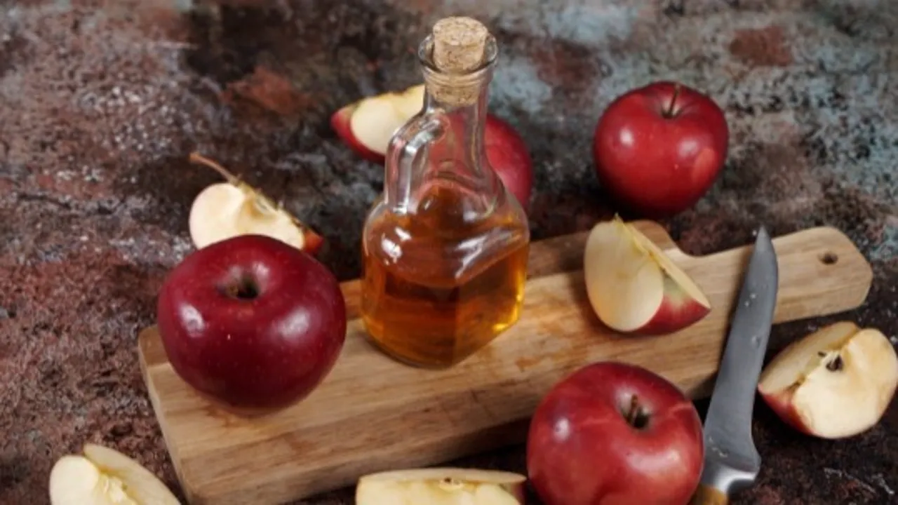 The Daily Apple Vinegar Ritual: Transform Your Health One Sip at a Time