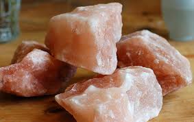 The Wonders of Himalayan Salt Water: A Simple Elixir for Your Well-being