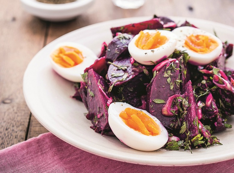 The Miraculous Duo: Beetroot and Egg – A Recipe from Grandma’s Kitchen