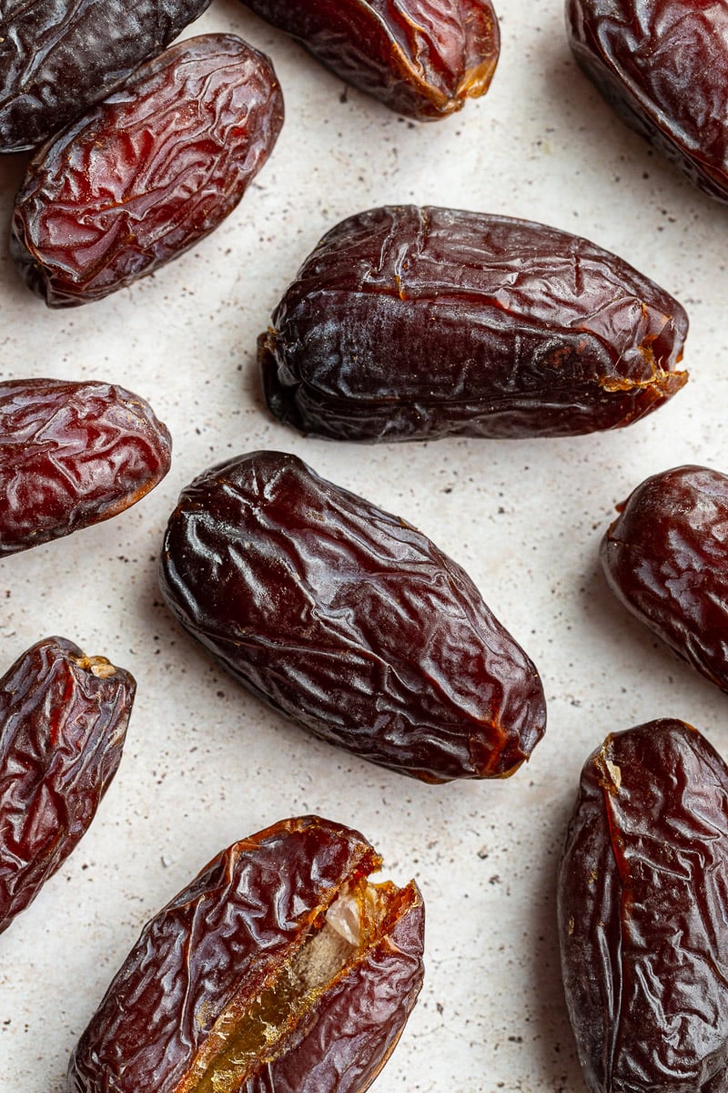 The Sweet Secret of Dates: 3 Daily Wonders for Your Health