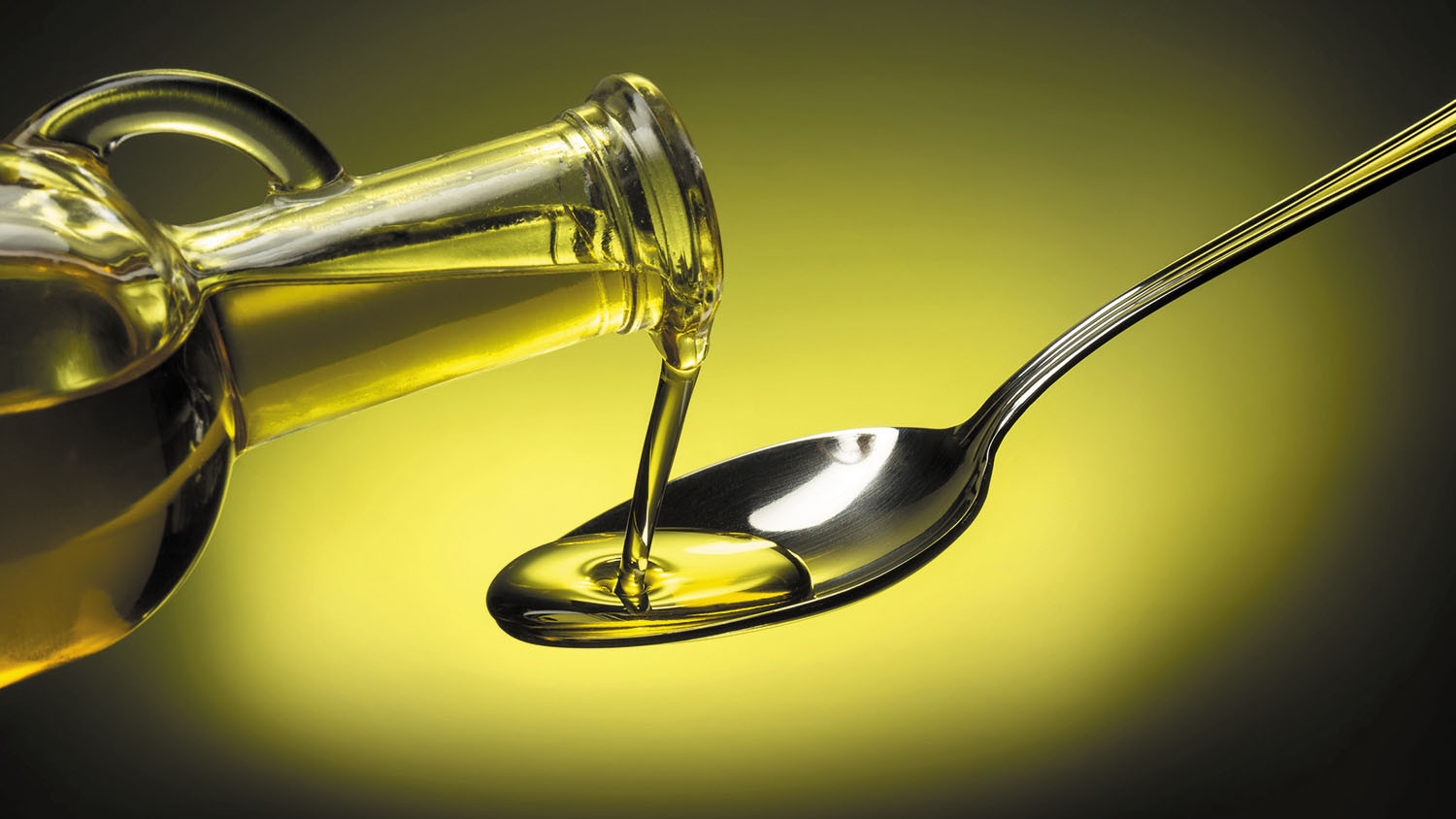 The Golden Secret to a Flatter Belly: Two Tablespoons of Olive Oil Daily