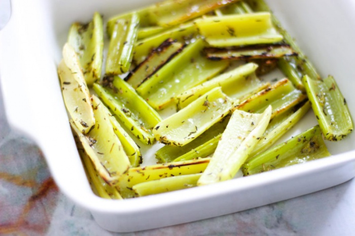 Baked Celery: A Light and Flavorful Delight