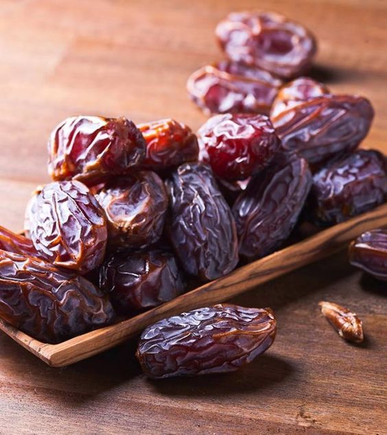 The Sweet Benefits of Eating Dates Daily