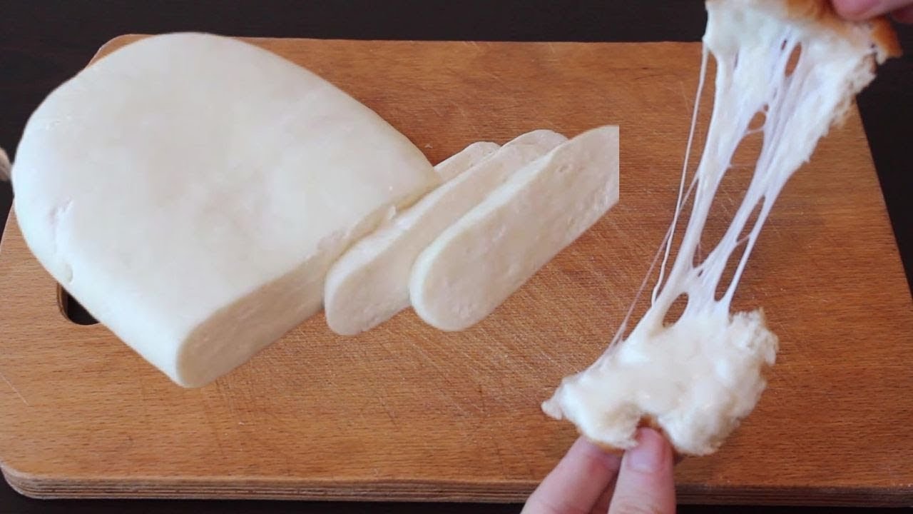 Quick and Easy Homemade Mozzarella Cheese