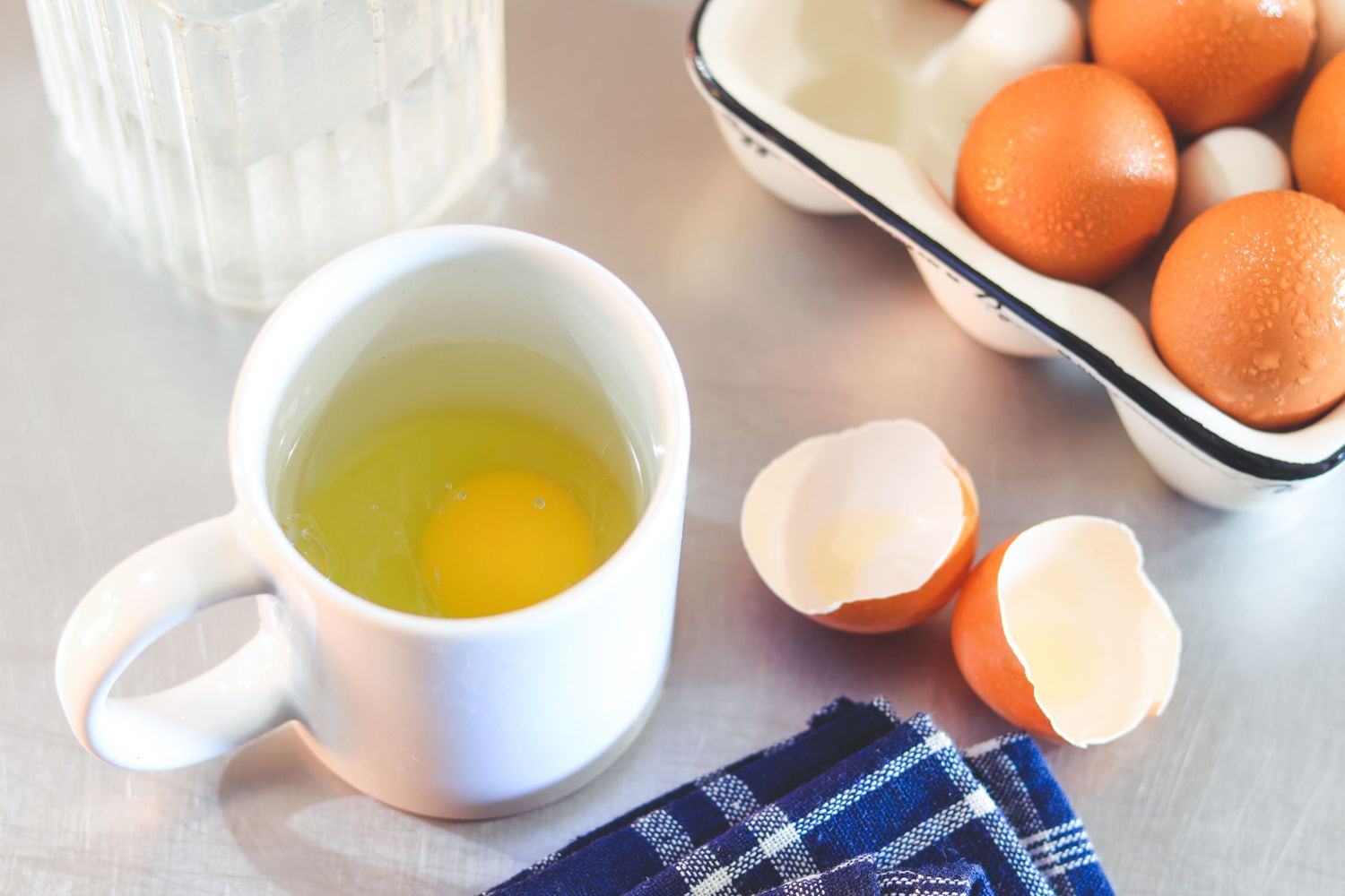 How to Make Easy Peasy Poached Eggs in a Coffee Mug